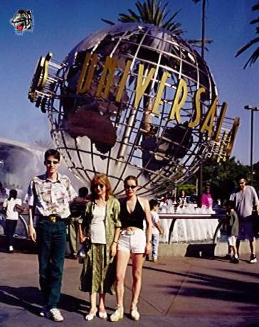 This is my little sister Nadine, my Mum and me @ the Universal Studios in LA! (June 14th 1998)